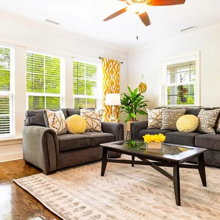 New Home W/Game Room Near Rdu Airport/Duke/Unc/Rtp/Mall In A Quiet Neighborhood